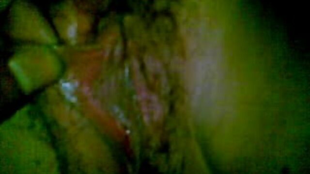 लिबिडिनस हट लीना पल आफ्नो स्वैच्छिक GF इन्डिया समरसँग प्रेम गरिरहेकी छिन्